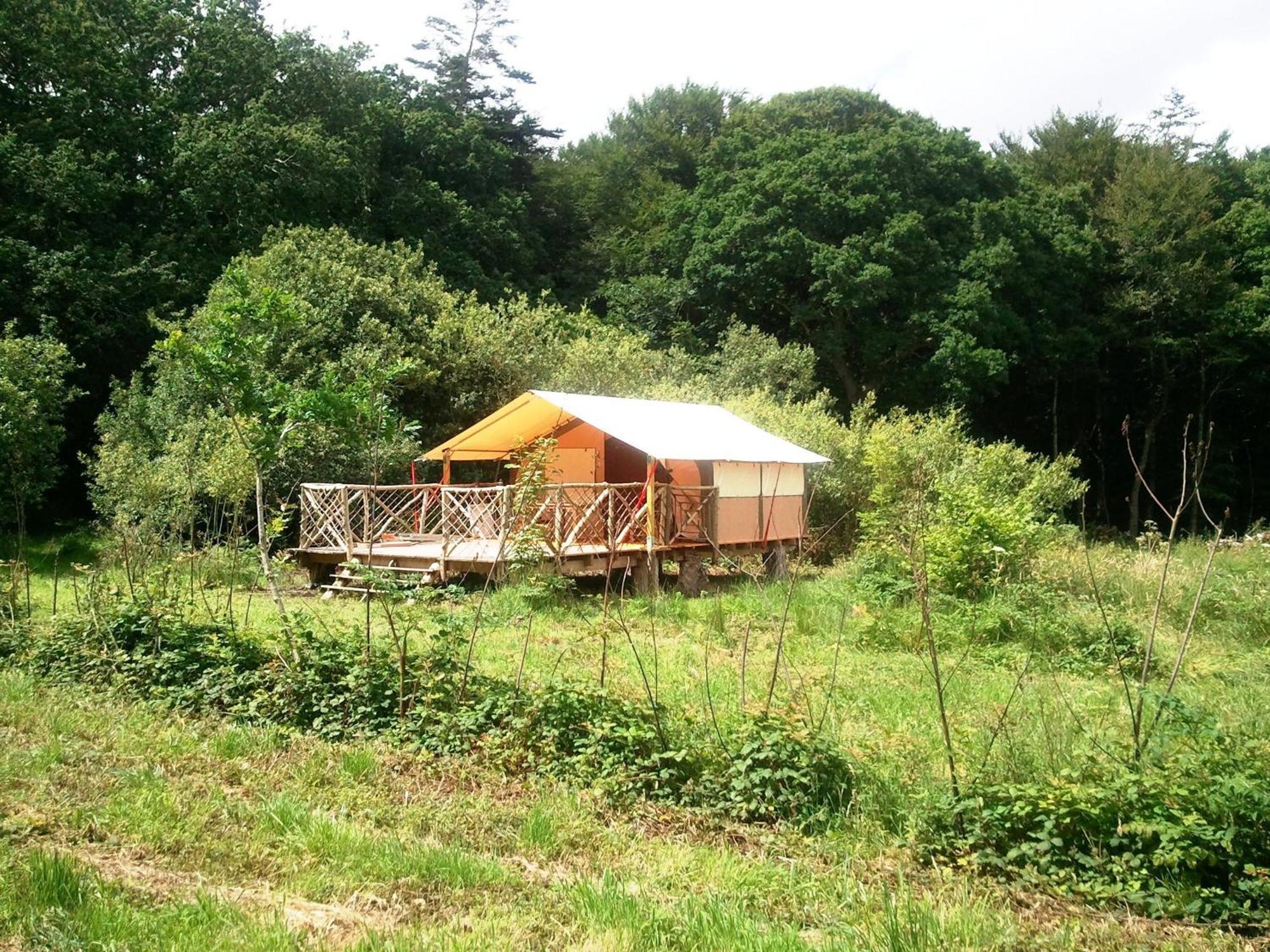 Les Cabanes De Kermenguy Cleder Exterior photo
